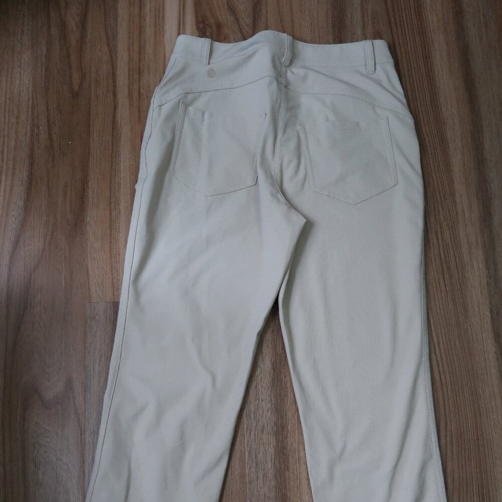 City Sleek 5 Pocket 7/8 Pant in Trench Size 6 New Without Tags Condition